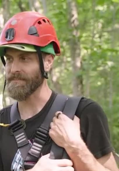 S01:E04 - Asheville: Treetop Adventure poster