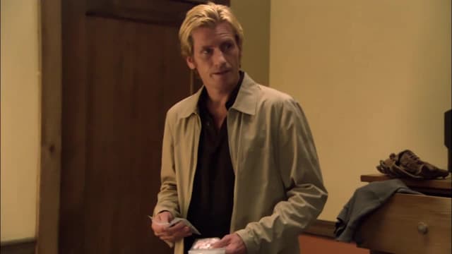 S01:E08 - Inches