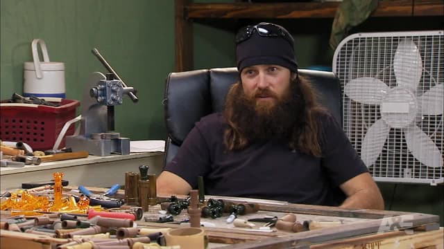 S05:E08 - Fowl Playhouse