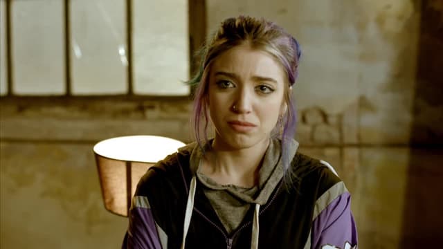 S01:E10 - Amor prohibido