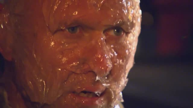 S01:E11 - The Pile-Up