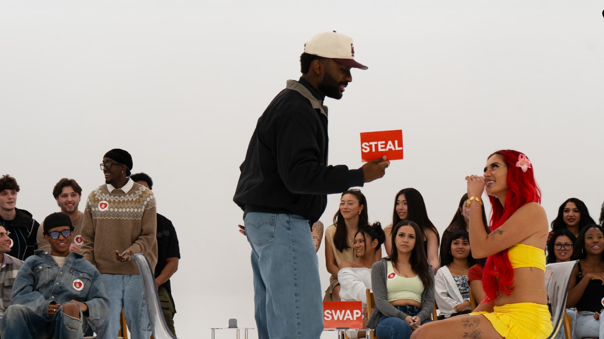Swipe or Swap is Our New Favorite Dating Show — still 2