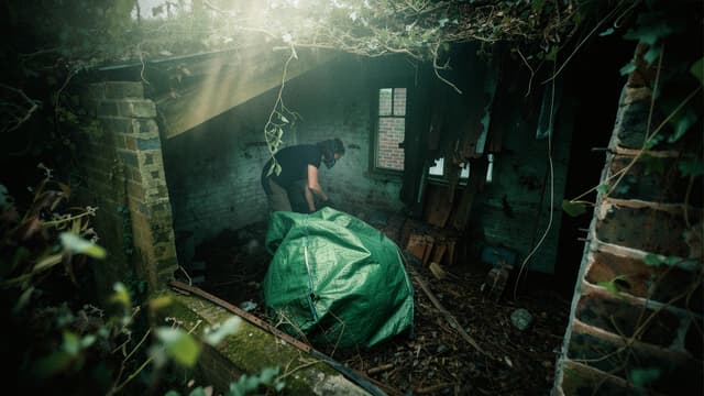 S01:E06 - Shed to Sanctuary