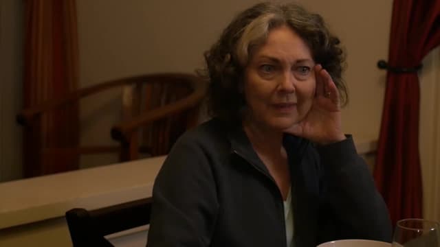 S01:E02 - Couch Potatoes