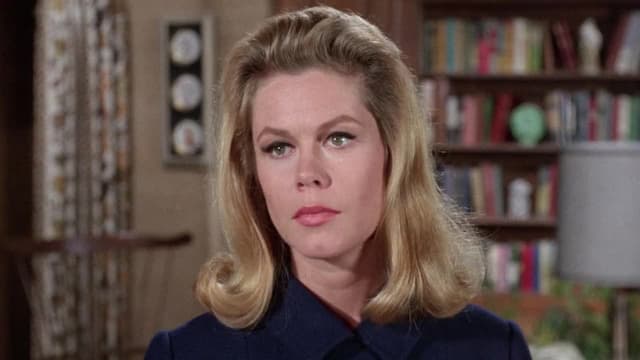 S03:E17 - Sam in the Moon