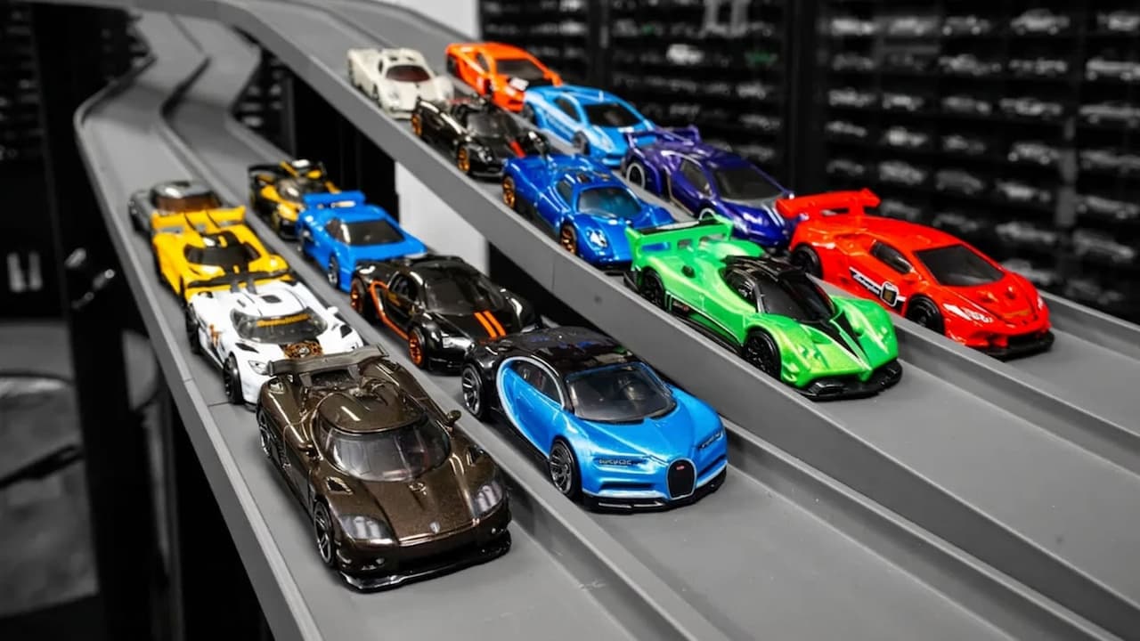 Watch Tiny Track Cars