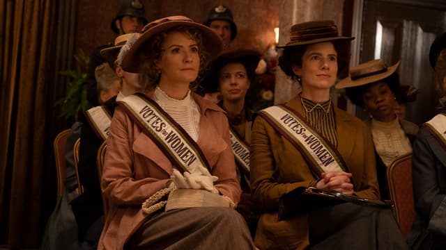 S13:E01 - Troublemakers