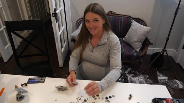 S01:E20 - Building the Largest Lego Creations