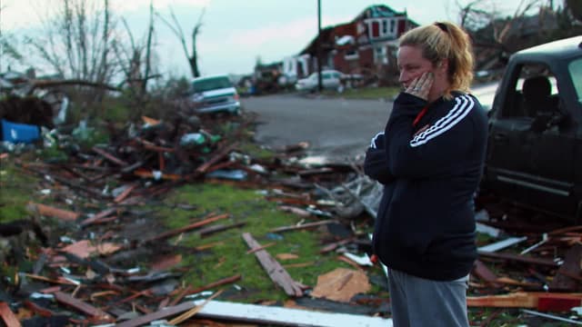 S01:E03 - Tornadoes
