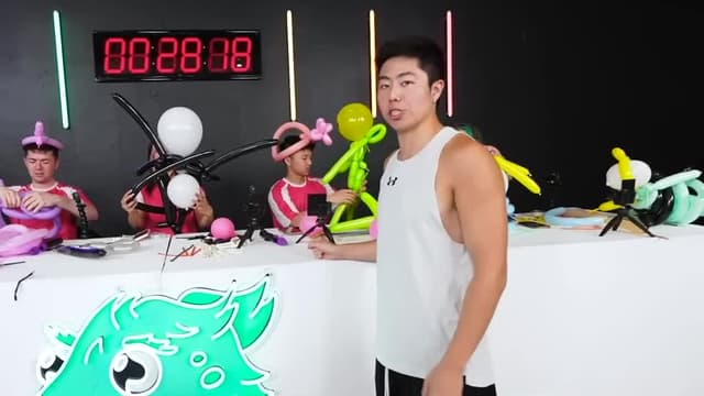 S03:E15 - Best Balloon Art Wins $5,000