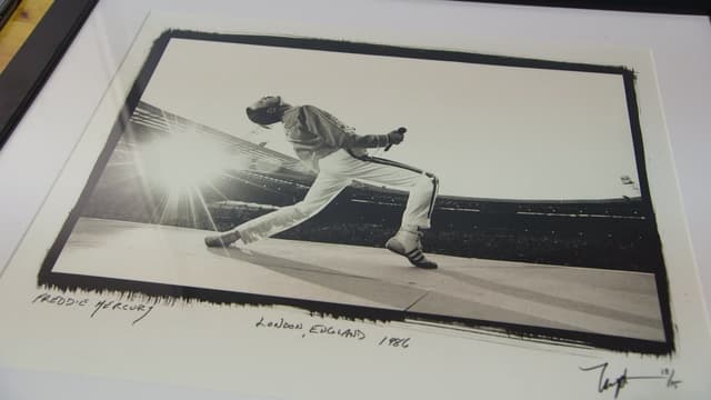 S02:E13 - Pawn Stars and Rock Stars