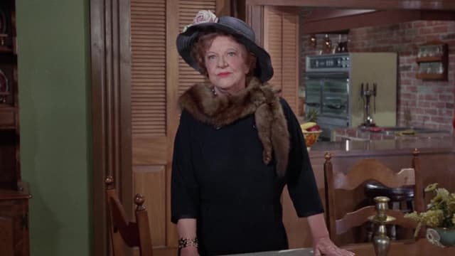 S03:E31 - Bewitched, Bothered and Infuriated