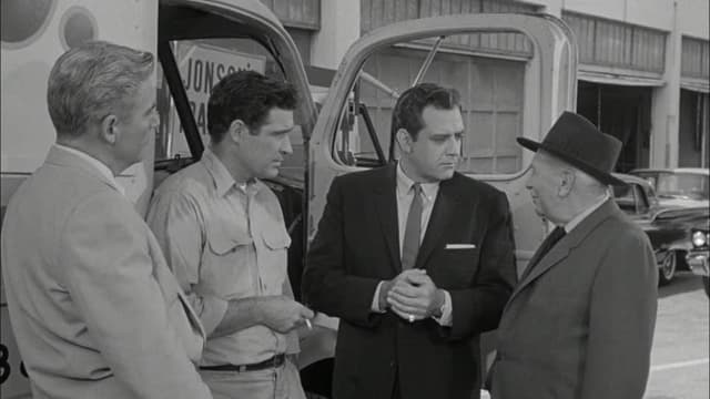 S02:E30 - The Case of the Lame Canary