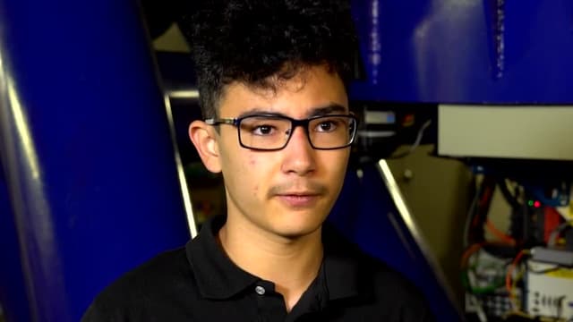 S06:E09 - Teens Making an Impact