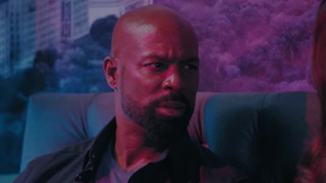 S04:E05 - Bend Over Backwards