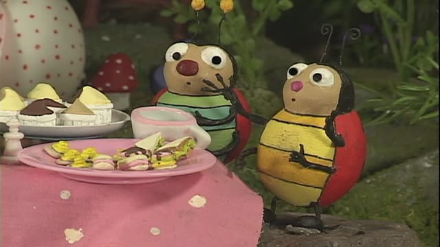 S02:E08 - The Best Car by Far/Something Fit for a Queen