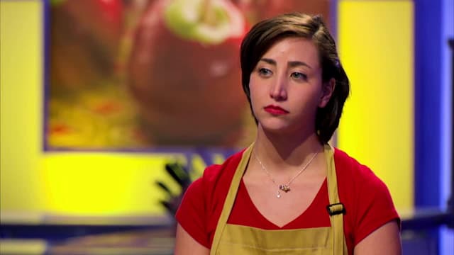 S04:E01 - The Haunted Farm