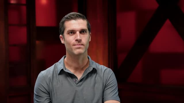 S01:E05 - Caught in the Web