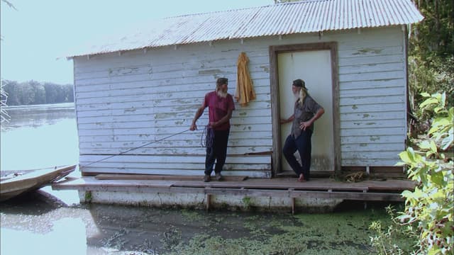 S03:E11 - Under Siege