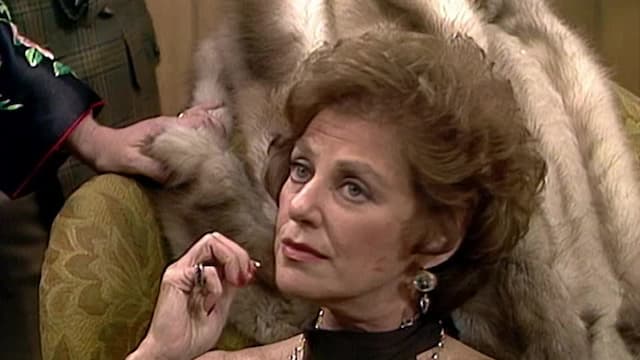 S06:E16 - New Year's Wedding