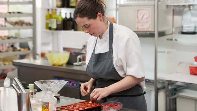S10:E19 - Northern Ireland Dessert