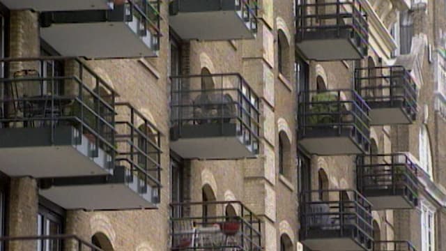 S04:E05 - Recycling City Space