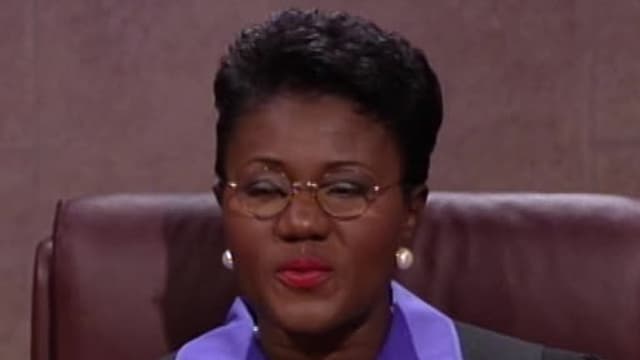 T01:C82 - S01:E82 - Beatrice vs. Darron