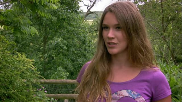 S01:E01 - Flotsam, Jetsam, and Joss Stone