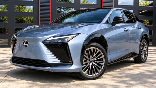 S01:E20 - Lexus RZ450e: Refined Electric Luxury