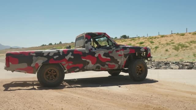 S02:É04 - S02:E04 - Ranger Urban Assault Vehicle