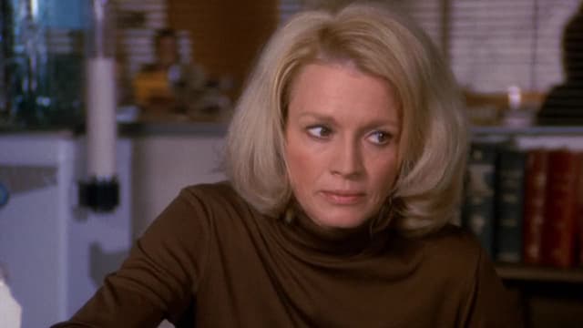 S02:E17 - The Melting Point of Ice