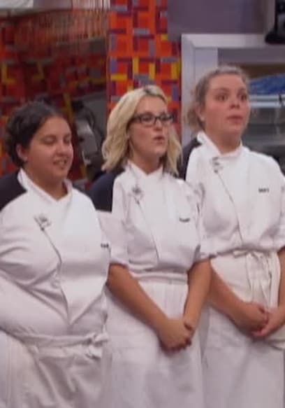 S11:E17 - 5 Chefs Compiten (Pt. 1) poster