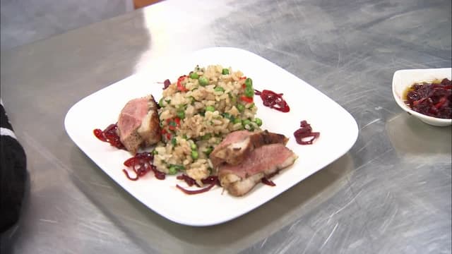 S04:E05 - Biggest Mystery Box