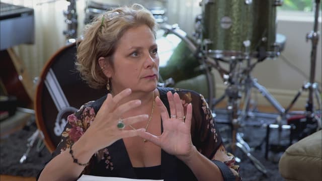 S03:E324 - Family Man