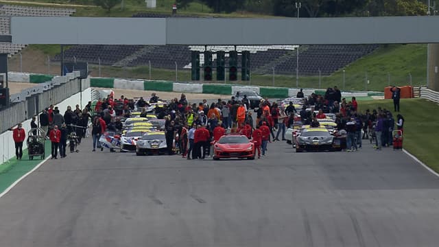 S30:E08 - Ferrari Challenge - World Finals