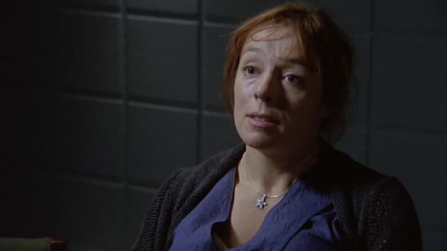 S01:E03 - Happy Families