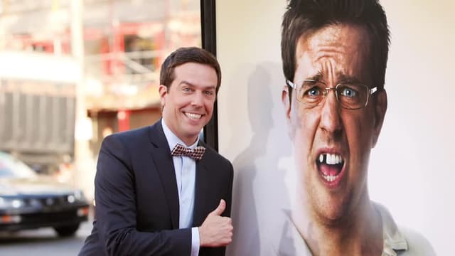 S17:E03 - Ed Helms Needs a Mouth Medic While Eating Spicy Wings