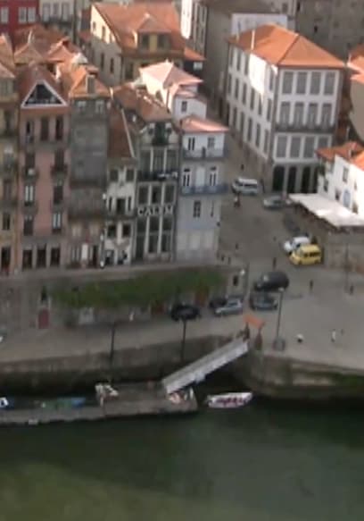 S02:E08 - Oporto poster