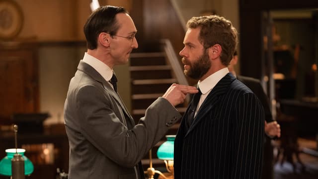 S15:E13 - Murdoch on the Couch