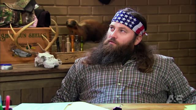 S06:E03 - Hands on a Woodchipper