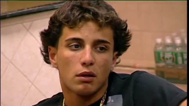 S01:E11 - Upstate Without a Paddle