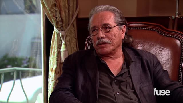 S01:E112 - Edward James Olmos