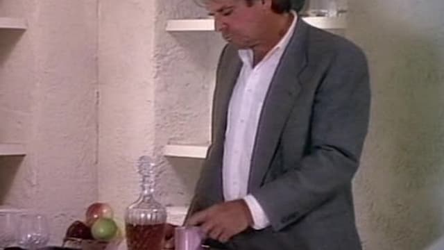 S11:E16 - Out of Control