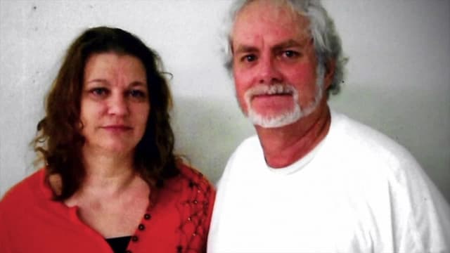 S10:E01 - The Twisted Case of Pete Coones