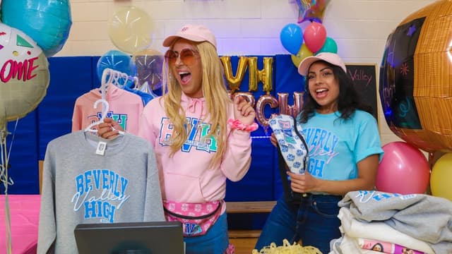 S01:E16 - We Opened a School Store
