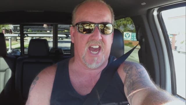 S06:E13 - Locker Mountain High