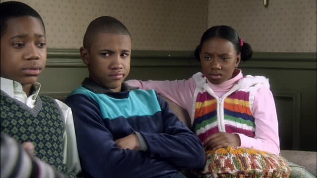 S03:E10 - Everybody Hates Kwanzaa