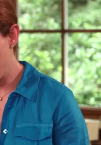 S03:E10 - Brunch at the Jinich House poster
