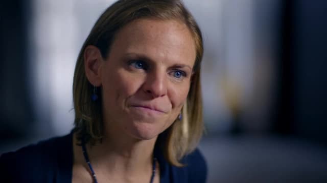 S04:E06 - Village of the Damned