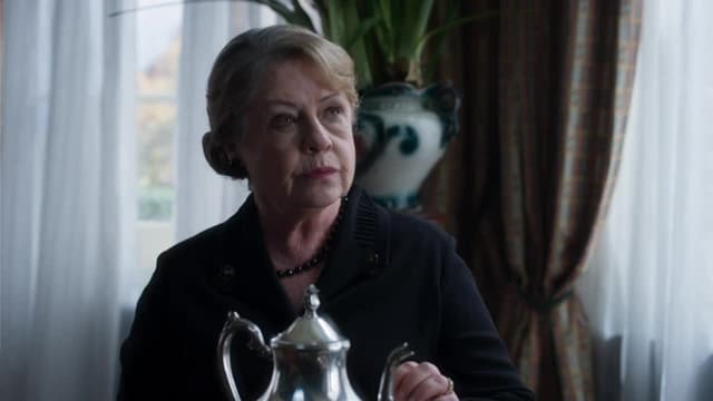 S04:E06 - The Trouble With Harry